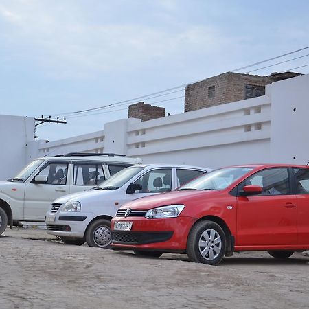 Hotel Bellevue inn Gangānagar Exterior foto